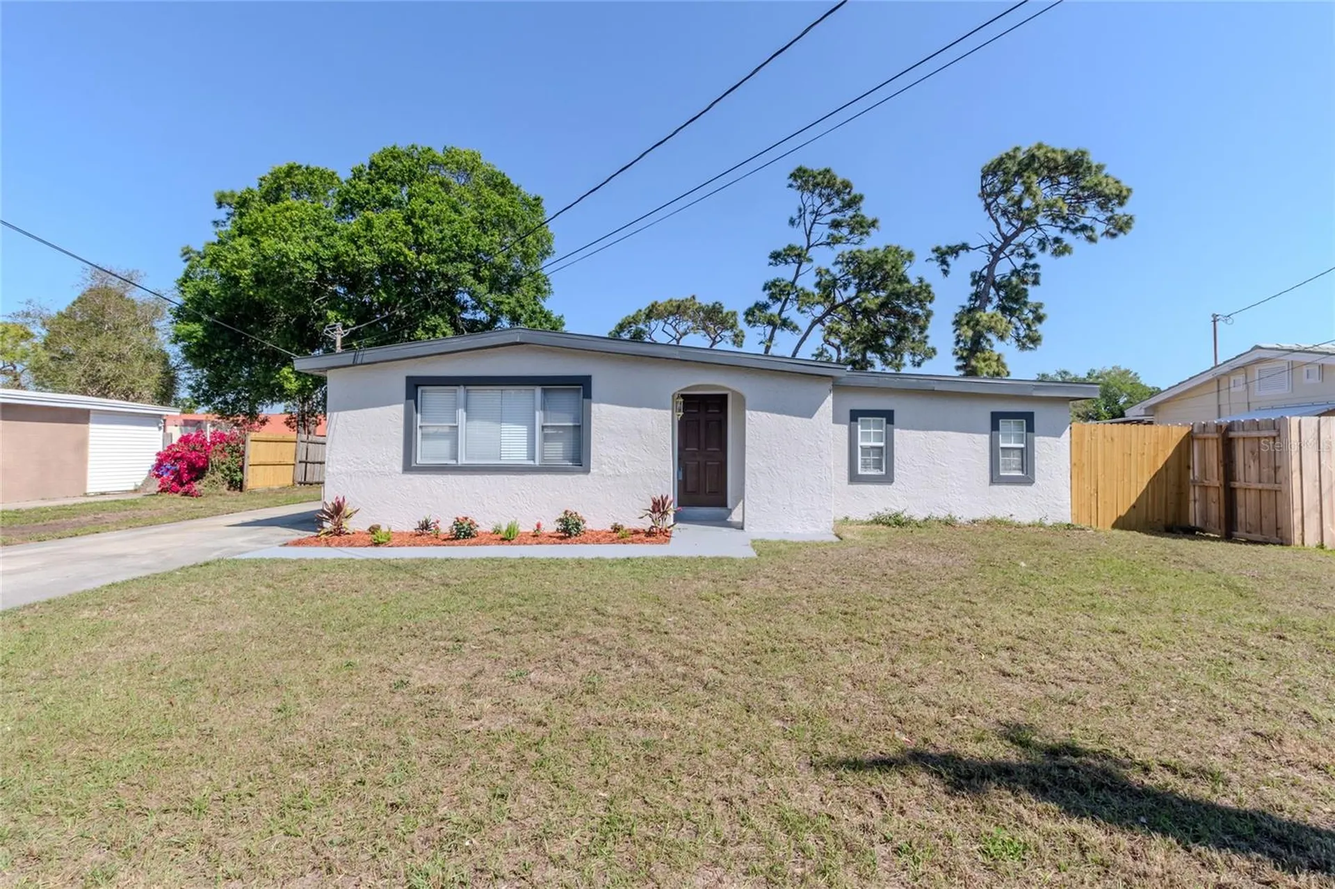 10889 124th Avenue Largo FL 33778