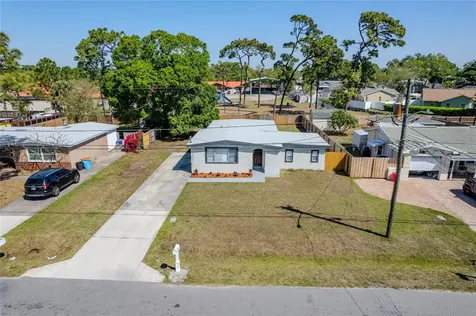 10889 124th Avenue Largo FL 33778