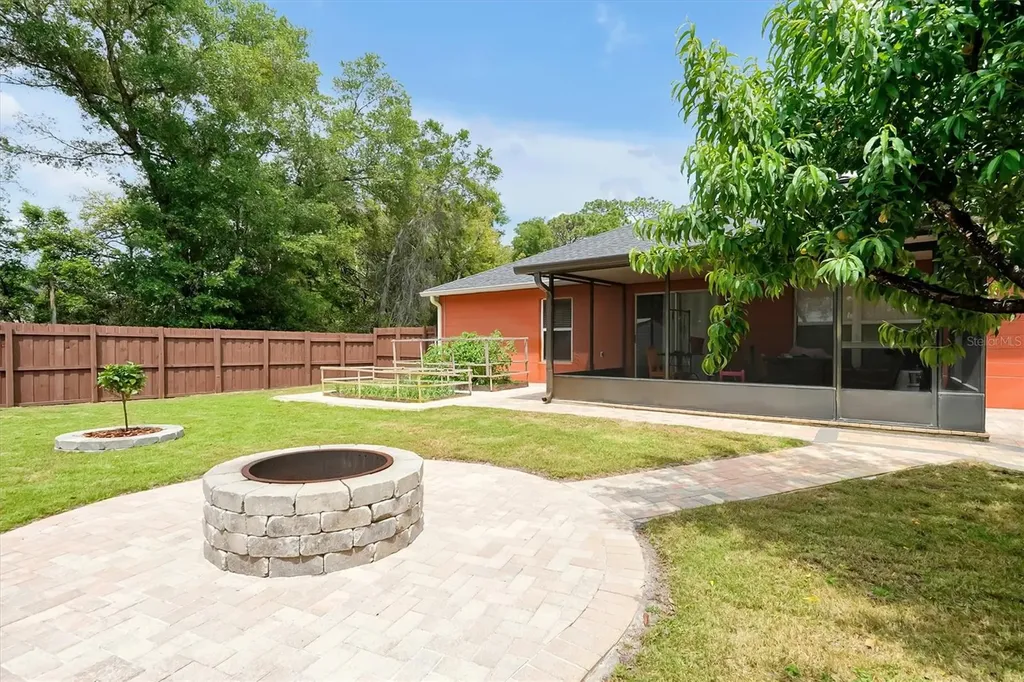 3254 Agar Terrace Deltona FL 32738