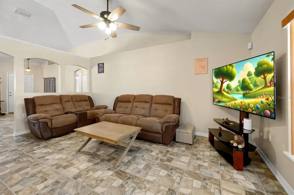 3254 Agar Terrace Deltona FL 32738
