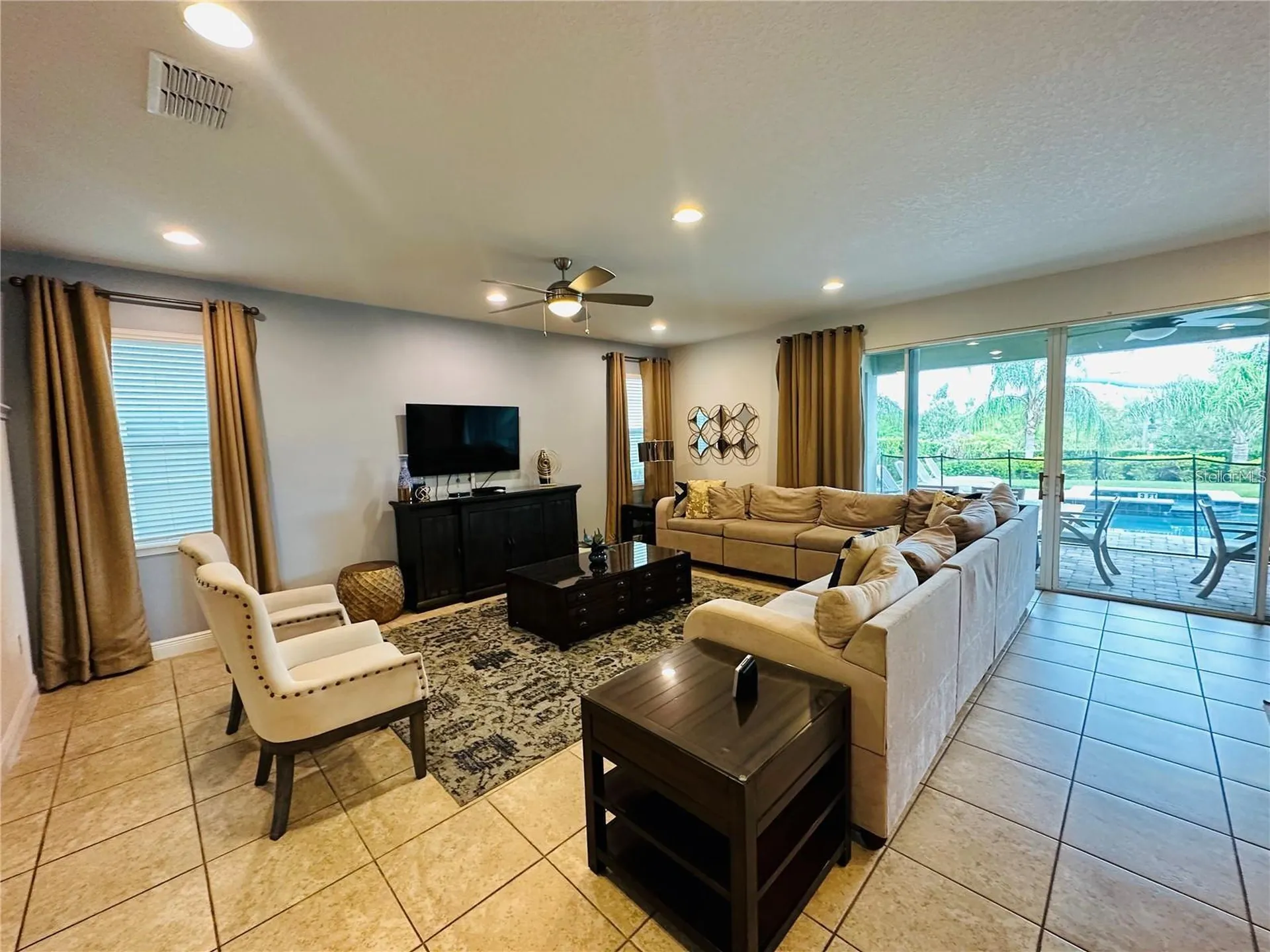241 Falls Drive Kissimmee FL 34747