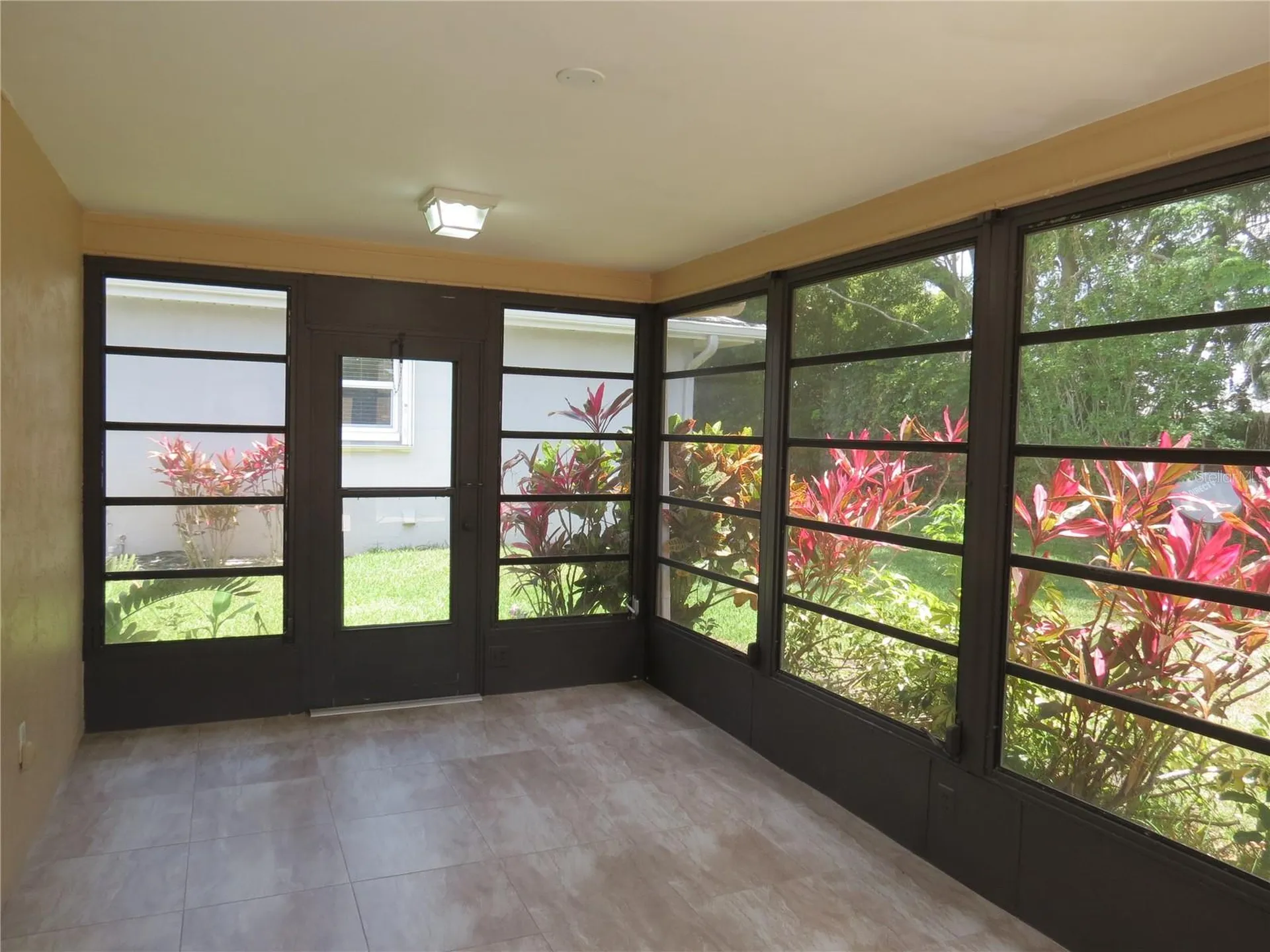 999 Gillespie Drive Palm Harbor FL 34684