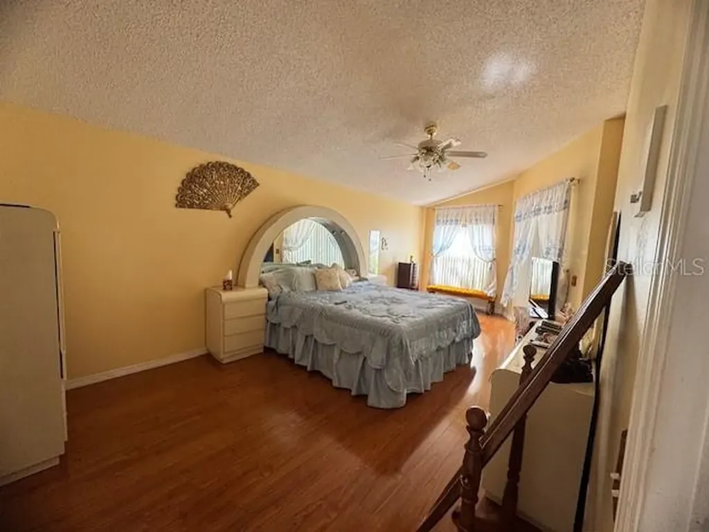 813 Halifax Drive Kissimmee FL 34758