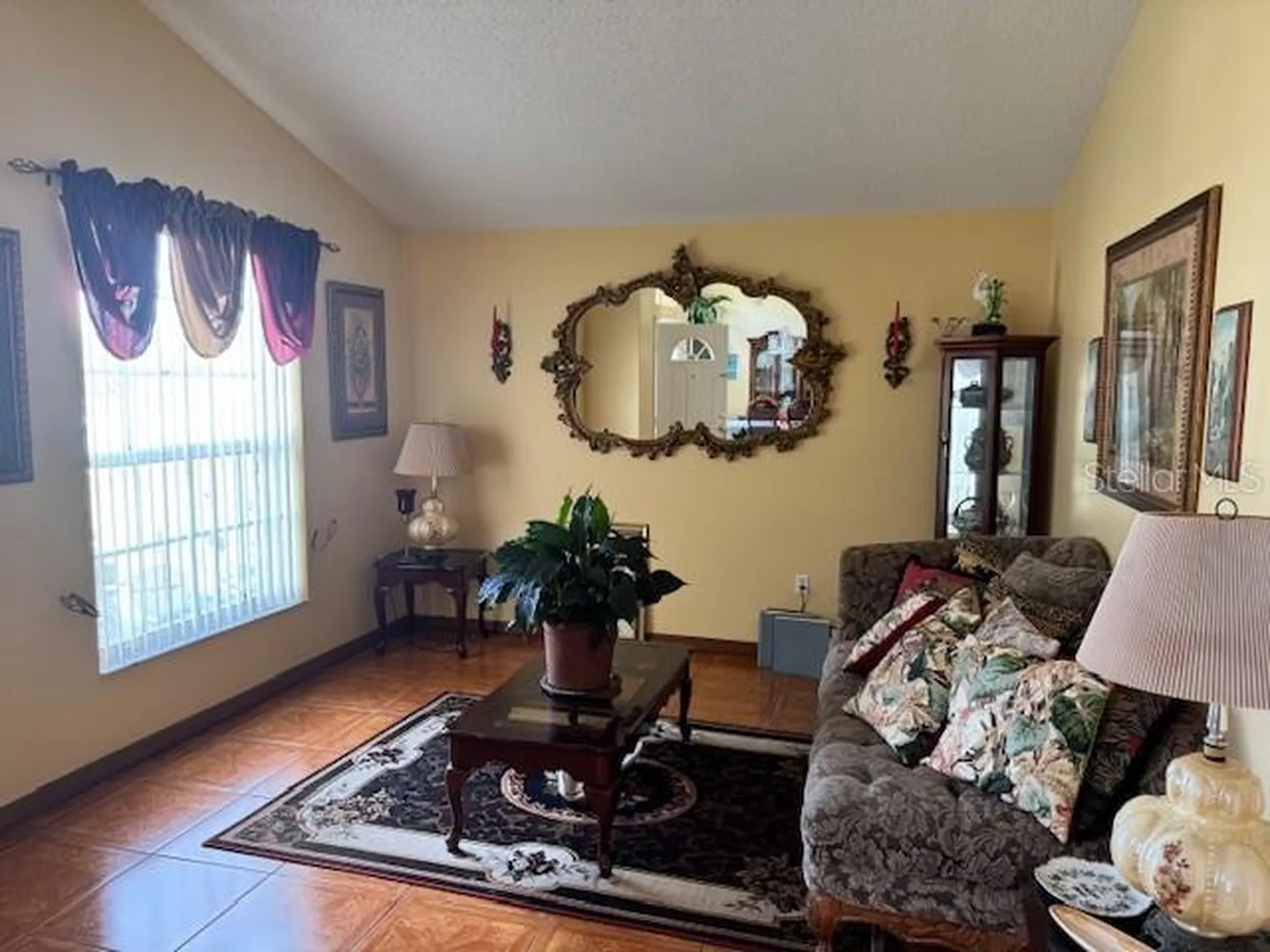 813 Halifax Drive Kissimmee FL 34758