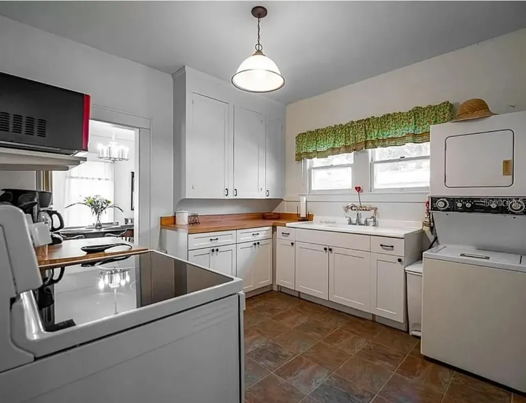 39 Turner Street Clearwater FL 33756