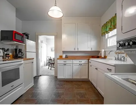 39 Turner Street Clearwater FL 33756