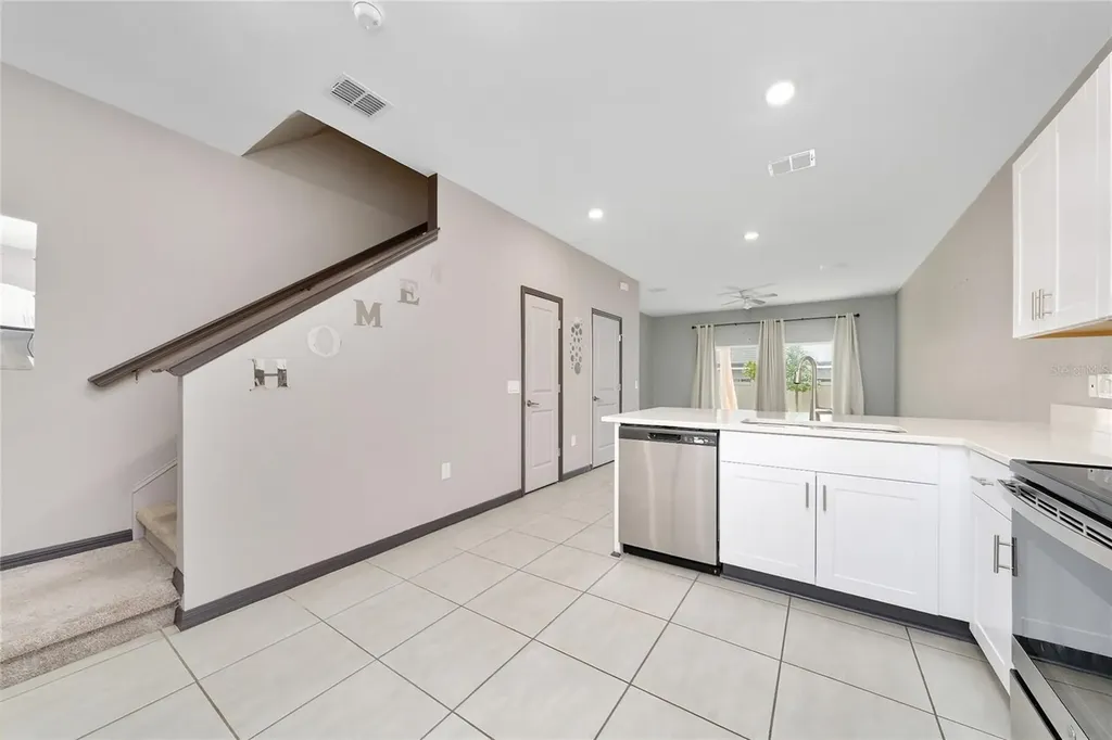 2060 Viewfinder Street Kissimmee FL 34758