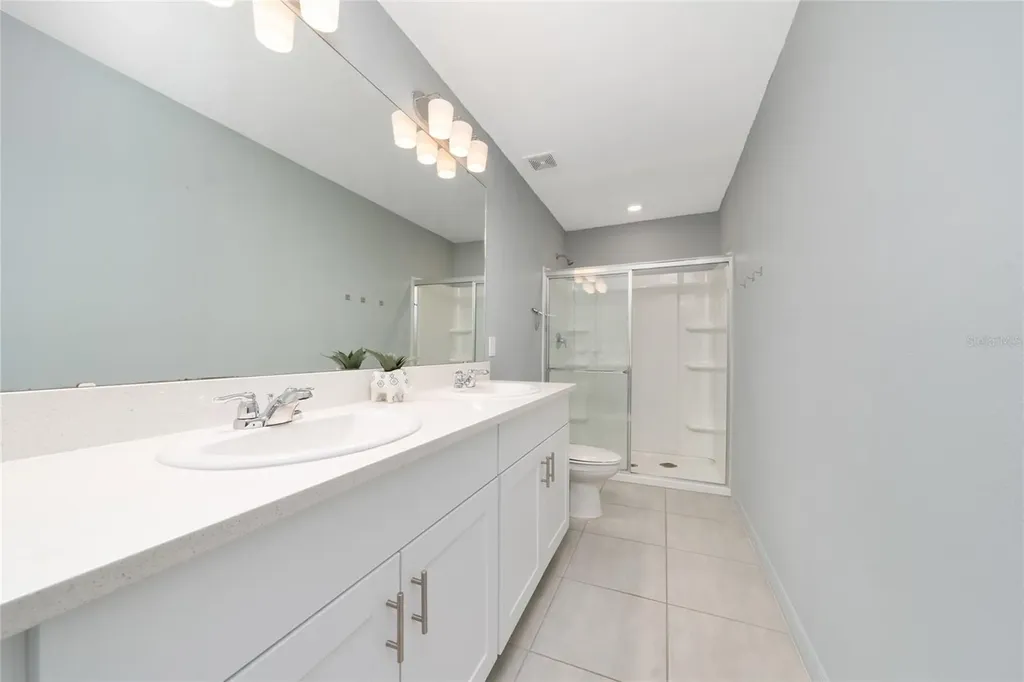 2060 Viewfinder Street Kissimmee FL 34758