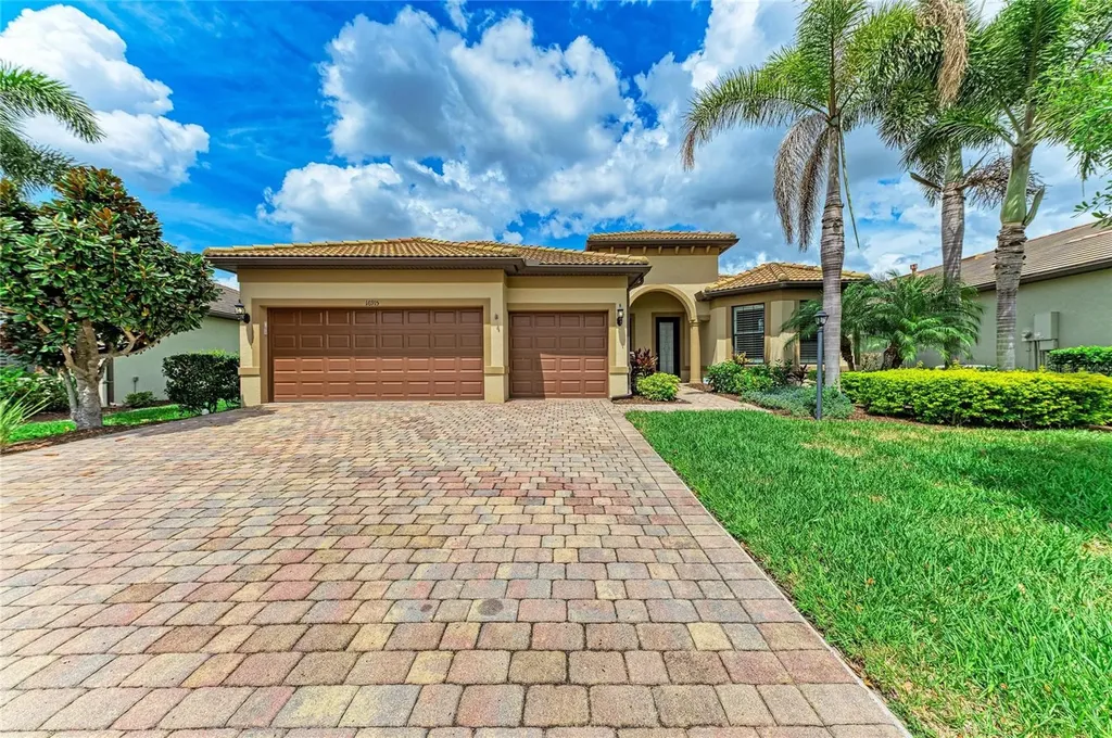 16915 Loudon Place Bradenton FL 34202