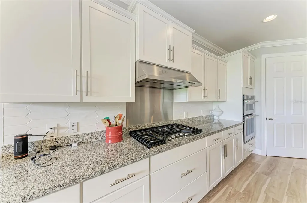 16915 Loudon Place Bradenton FL 34202