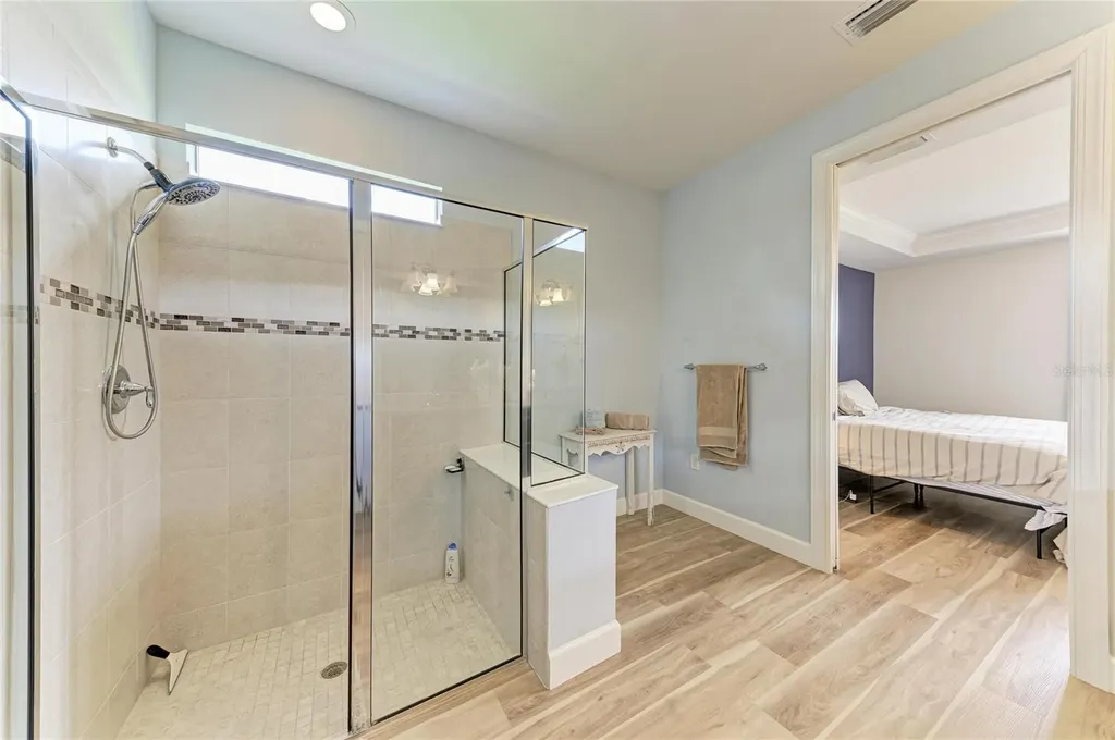 16915 Loudon Place Bradenton FL 34202