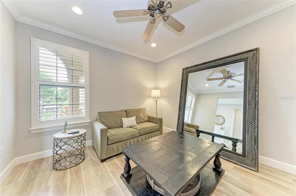 16915 Loudon Place Bradenton FL 34202