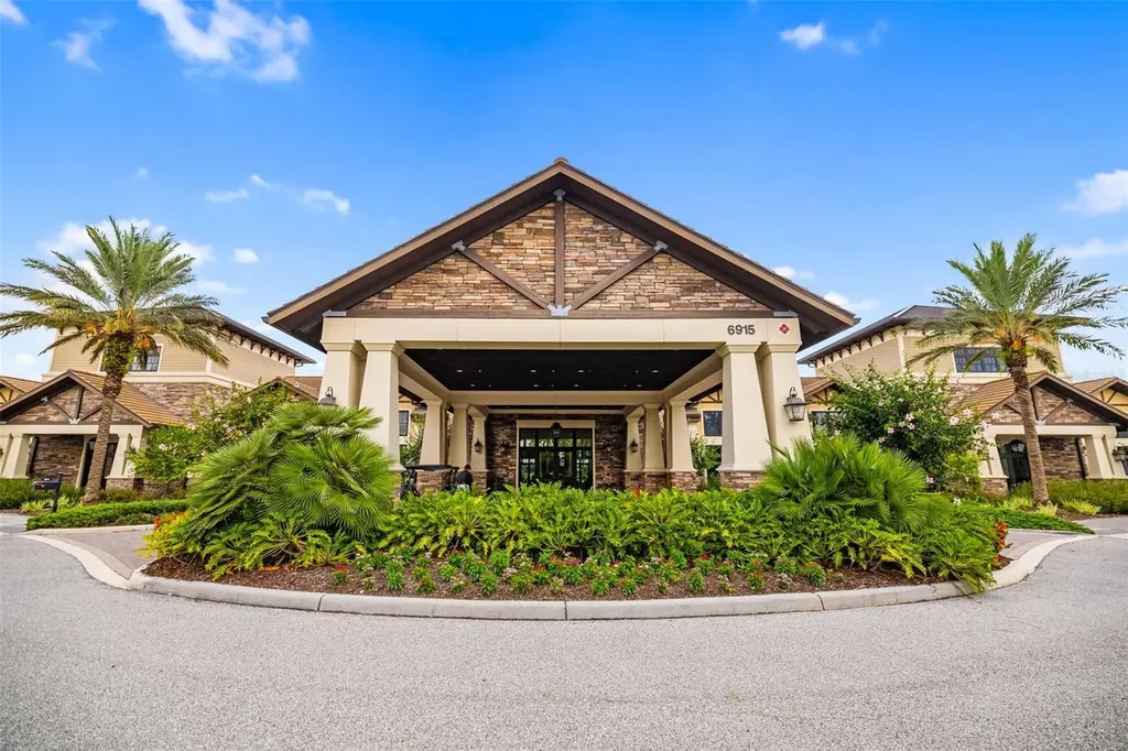 16915 Loudon Place Bradenton FL 34202
