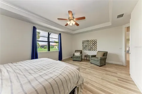 16915 Loudon Place Bradenton FL 34202