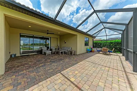16915 Loudon Place Bradenton FL 34202