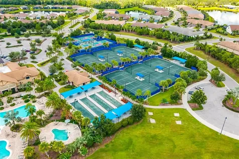 16915 Loudon Place Bradenton FL 34202
