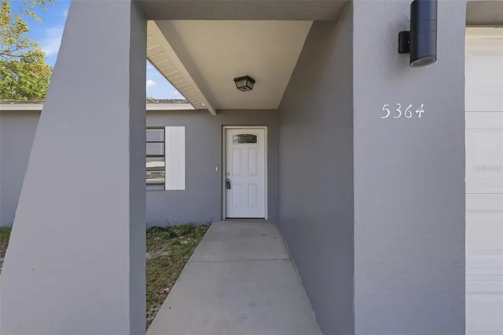 5364 Deltona Boulevard Spring Hill FL 34606