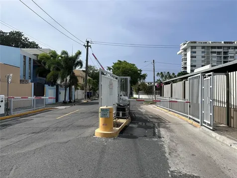 17 Guerrero Noble San Juan PR 00913