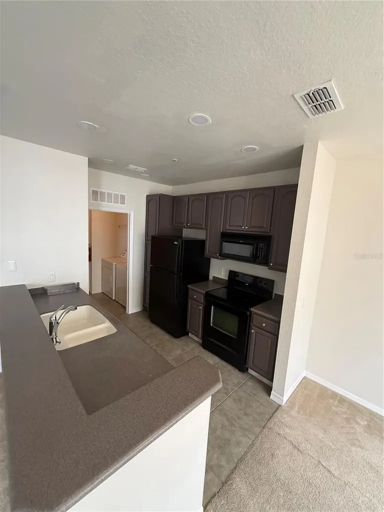 2532 Grand Central Parkway Orlando FL 32839