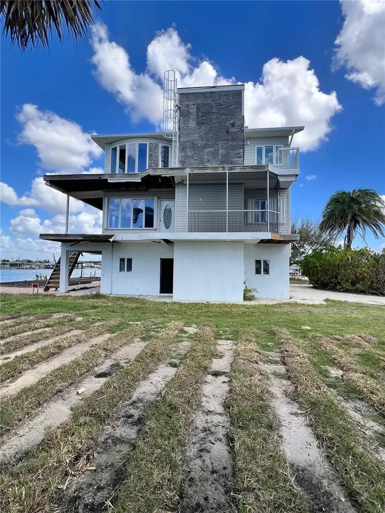 1922 Mississippi Avenue Englewood FL 34224