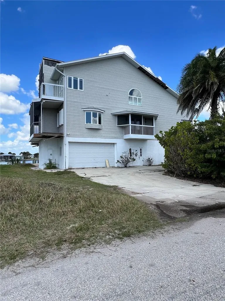 1922 Mississippi Avenue Englewood FL 34224