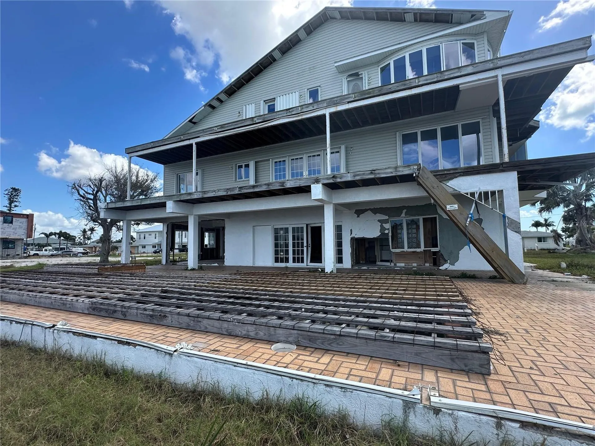 1922 Mississippi Avenue Englewood FL 34224