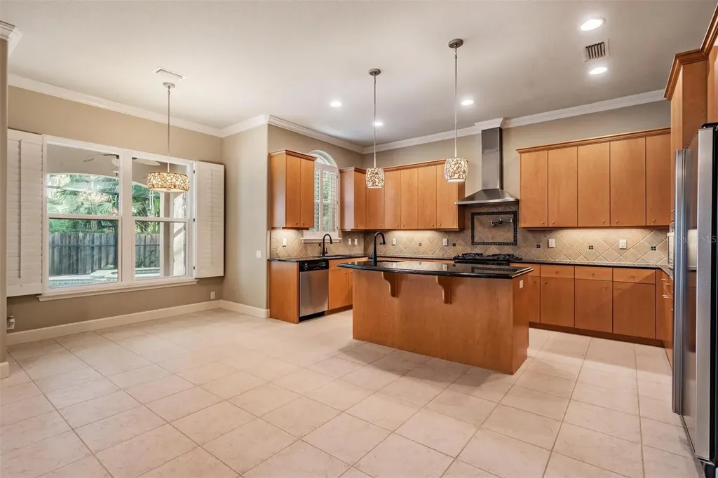 3111 W Lawn Avenue Tampa FL 33611