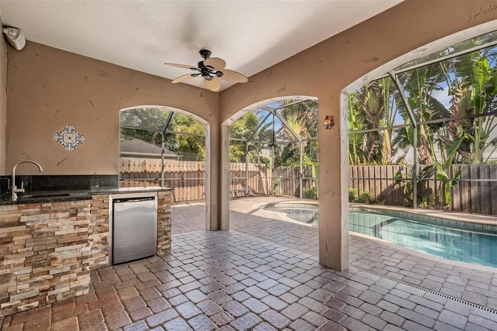 3111 W Lawn Avenue Tampa FL 33611