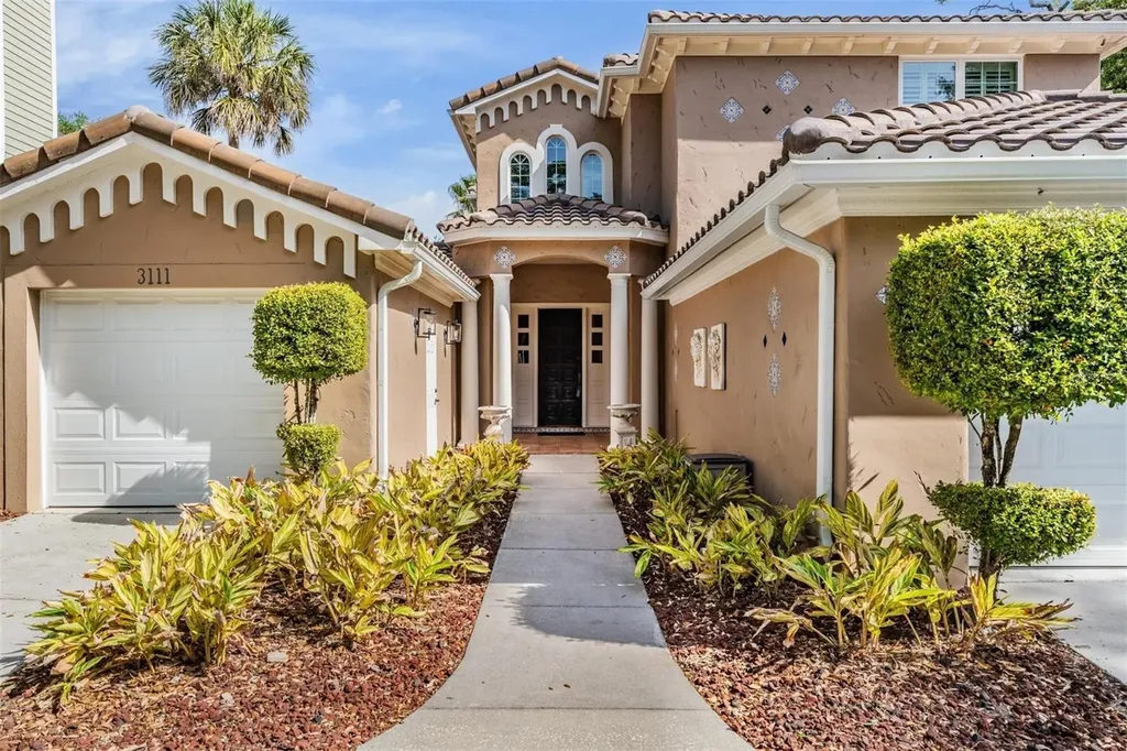 3111 W Lawn Avenue Tampa FL 33611