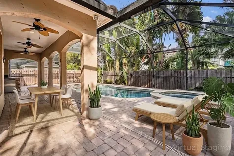 3111 W Lawn Avenue Tampa FL 33611