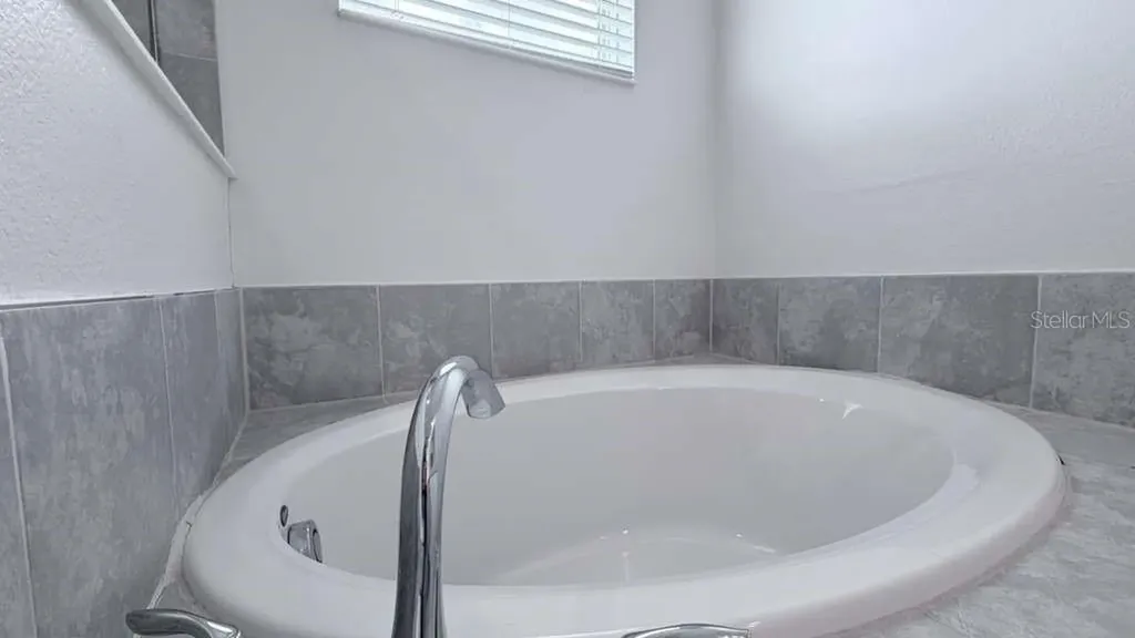 207 Bogey Drive Davenport FL 33896