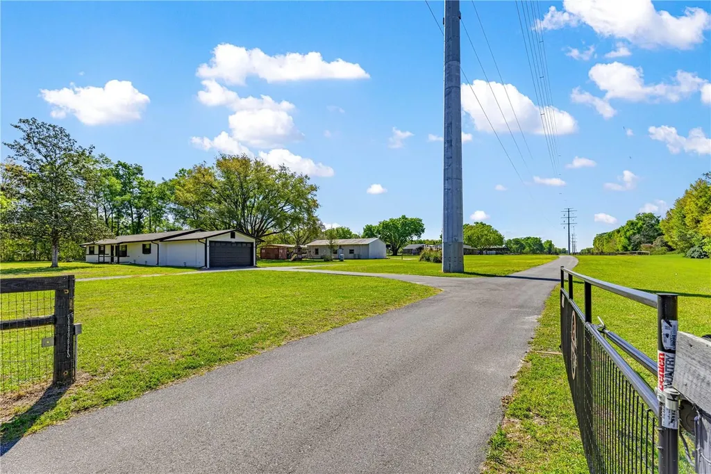 2982 NE 49th Street Ocala FL 34479