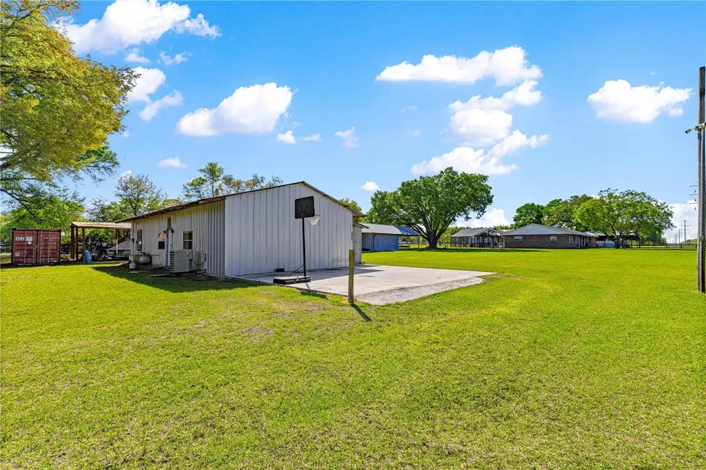 2982 NE 49th Street Ocala FL 34479