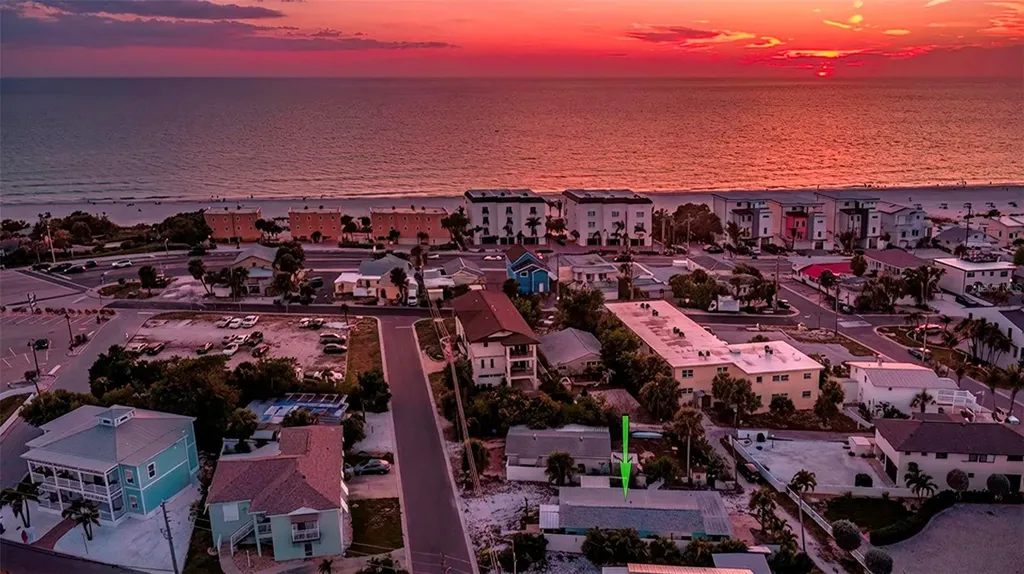148 98th Avenue Treasure Island FL 33706