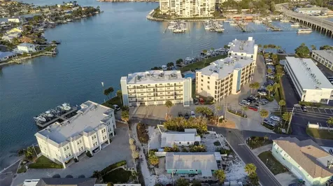 148 98th Avenue Treasure Island FL 33706