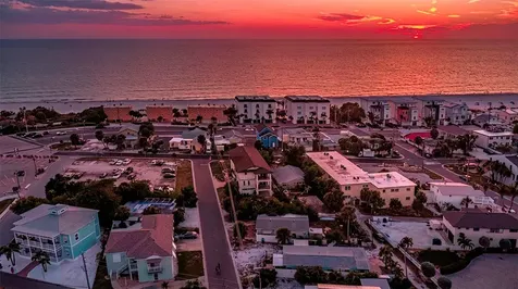 148 98th Avenue Treasure Island FL 33706