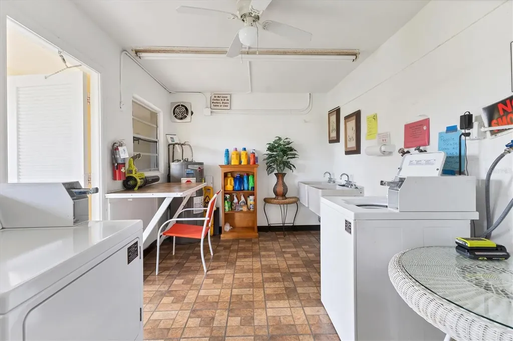 3690 Pinecrest Street Sarasota FL 34232