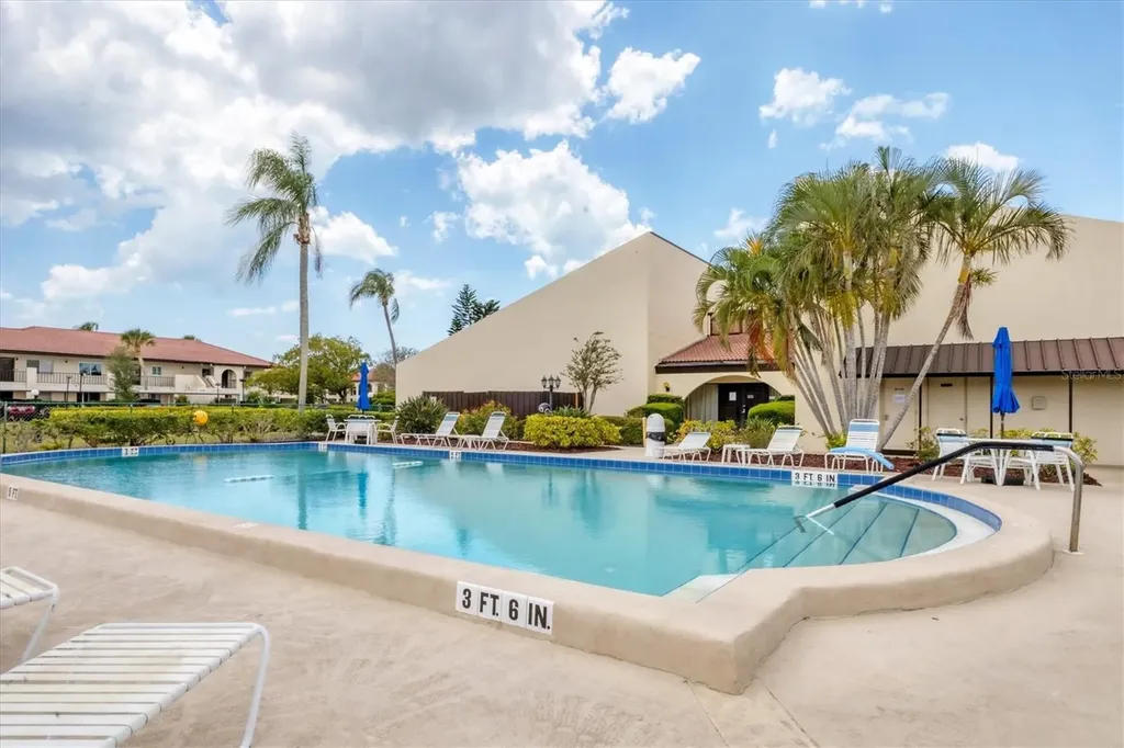 3690 Pinecrest Street Sarasota FL 34232