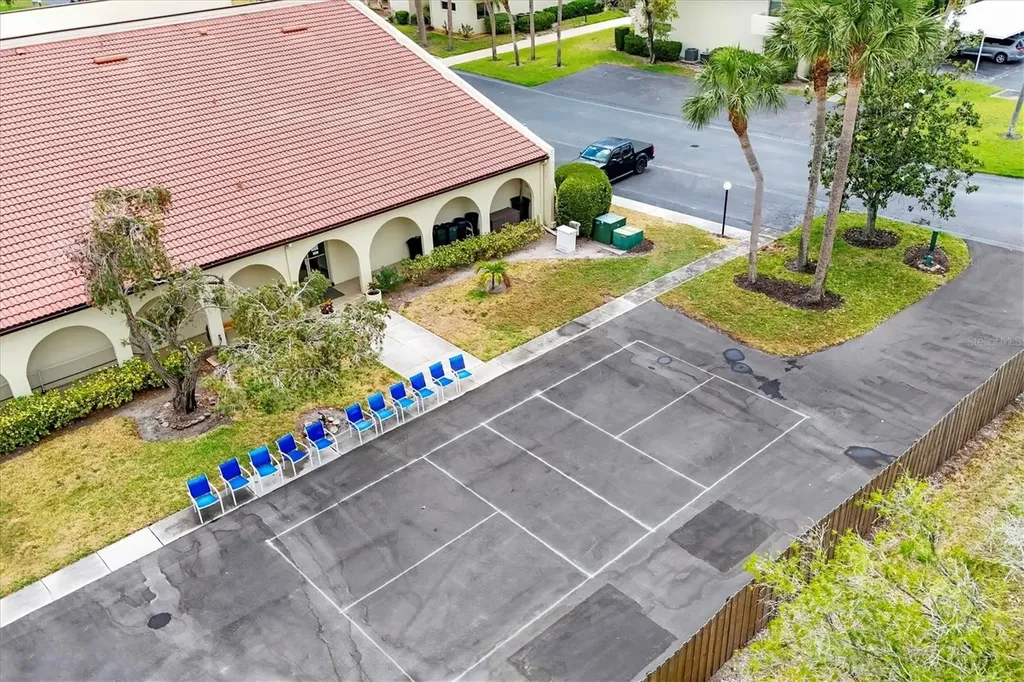 3690 Pinecrest Street Sarasota FL 34232