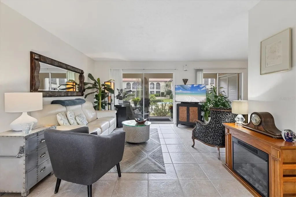 3690 Pinecrest Street Sarasota FL 34232