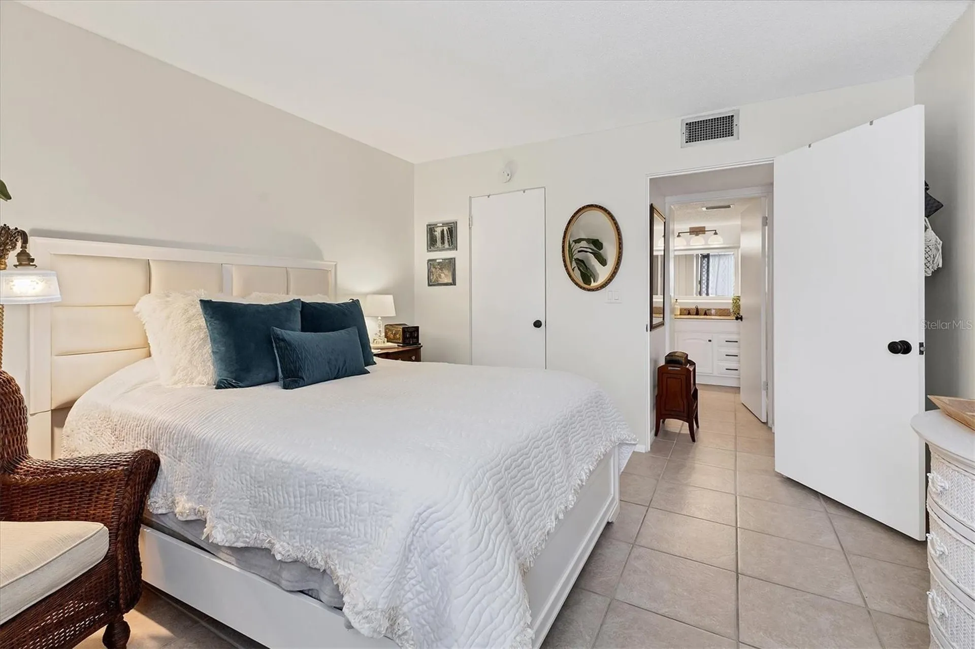 3690 Pinecrest Street Sarasota FL 34232