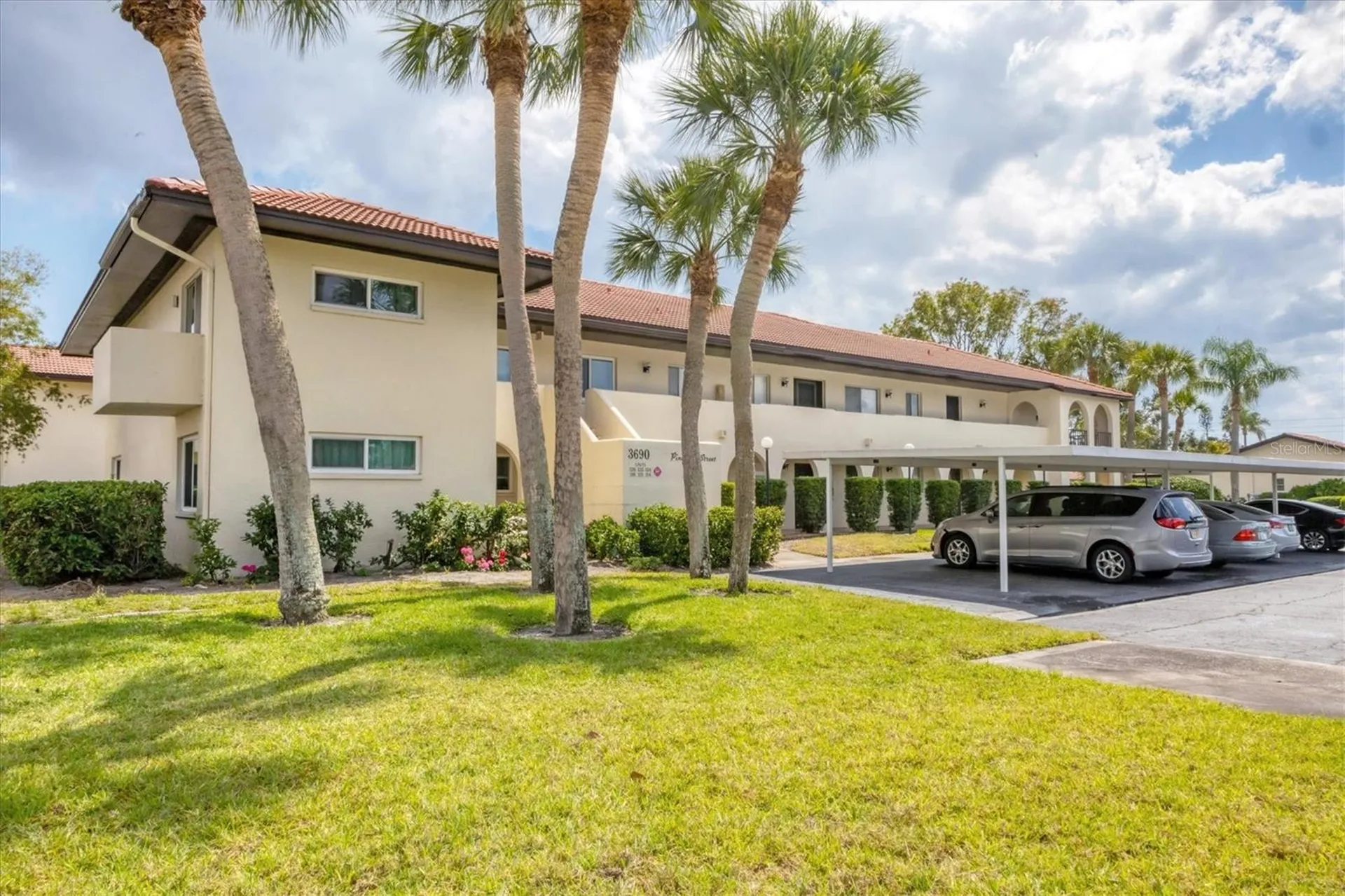 3690 Pinecrest Street Sarasota FL 34232