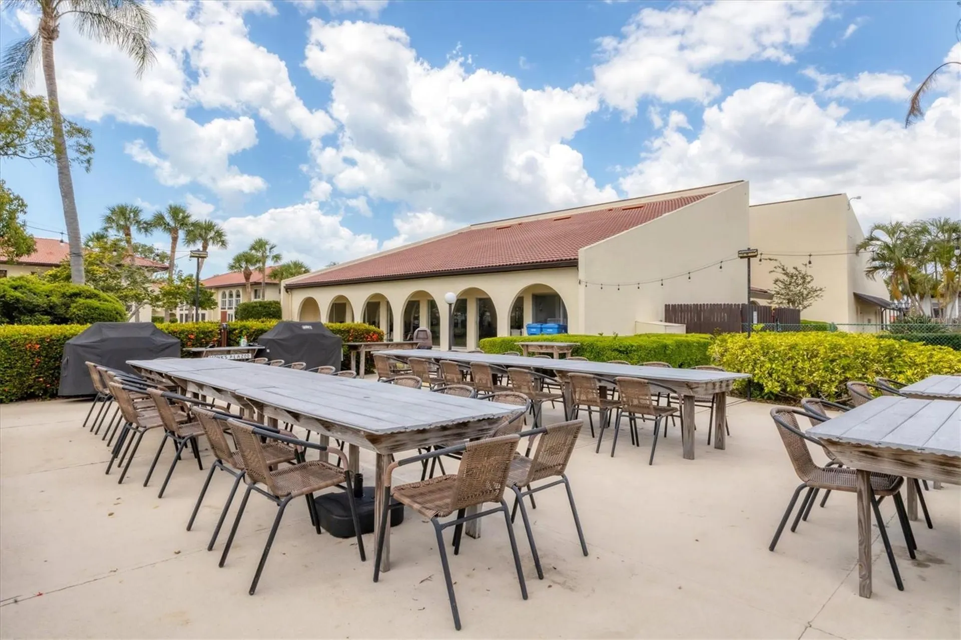 3690 Pinecrest Street Sarasota FL 34232