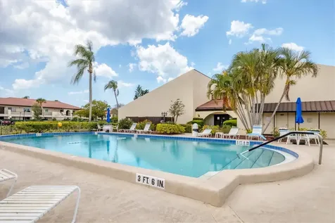 3690 Pinecrest Street Sarasota FL 34232