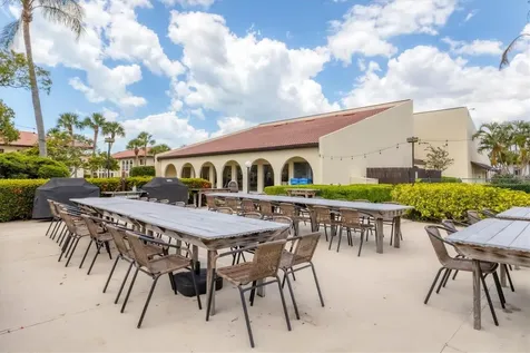 3690 Pinecrest Street Sarasota FL 34232