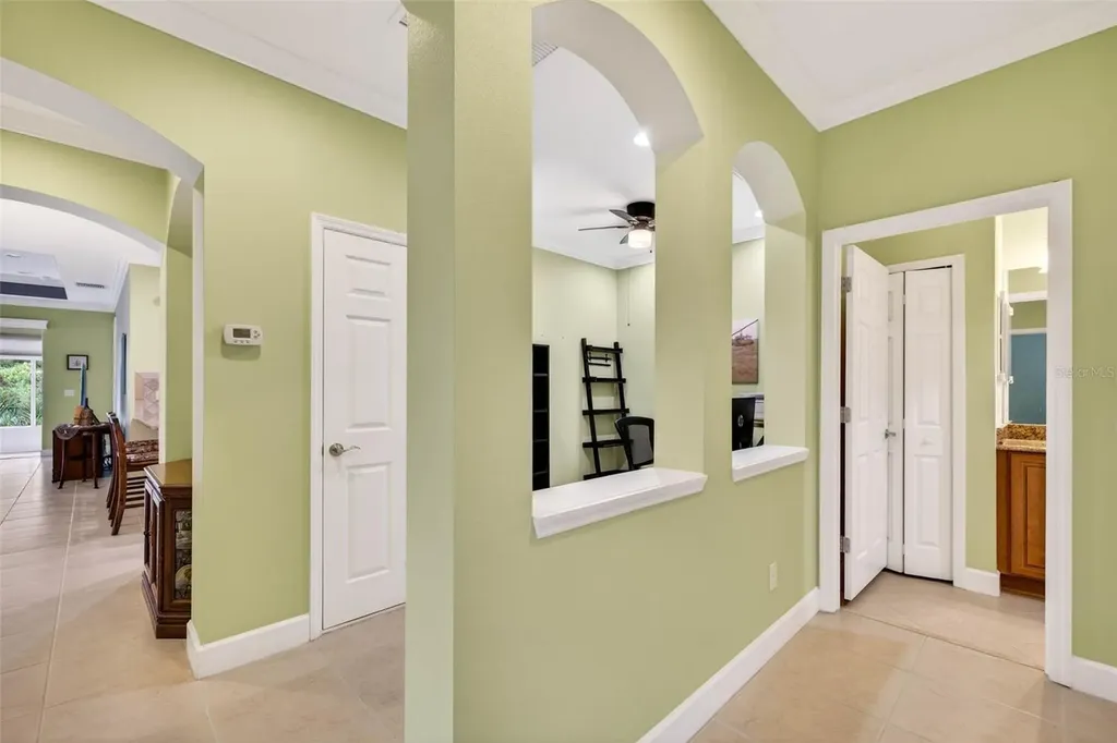 2334 Oakley Green Drive Sun City Center FL 33573