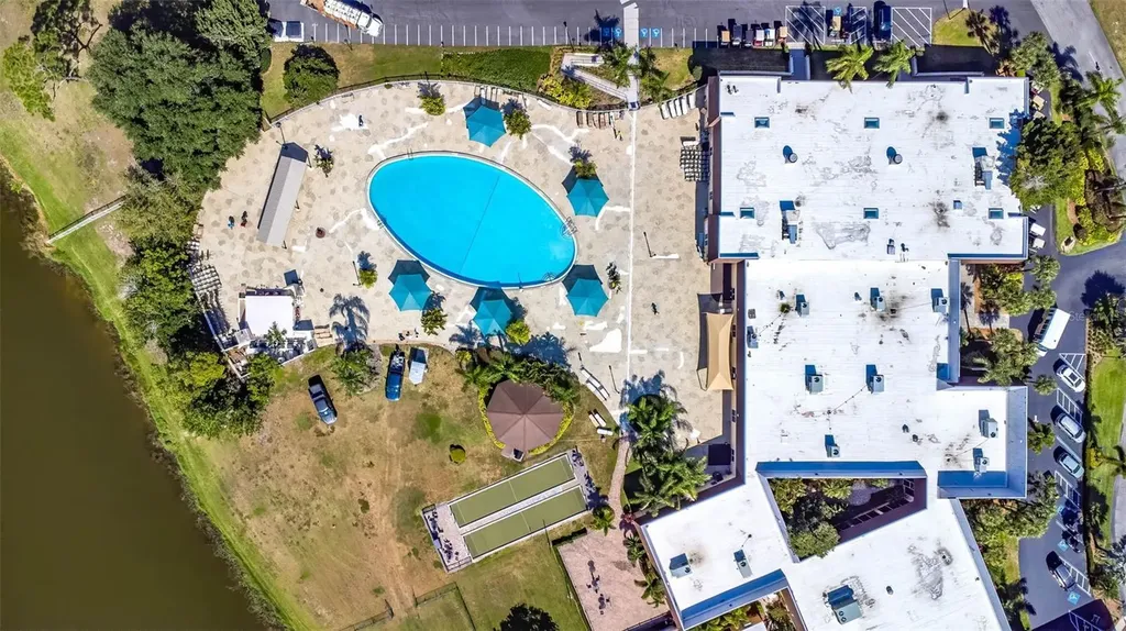 2334 Oakley Green Drive Sun City Center FL 33573