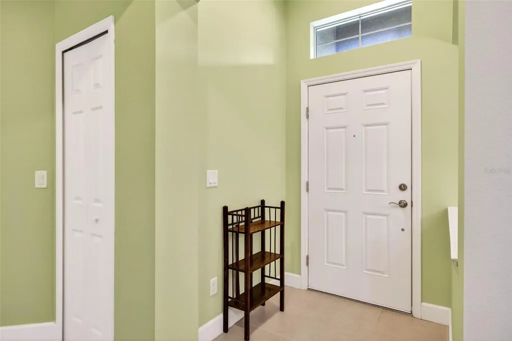 2334 Oakley Green Drive Sun City Center FL 33573