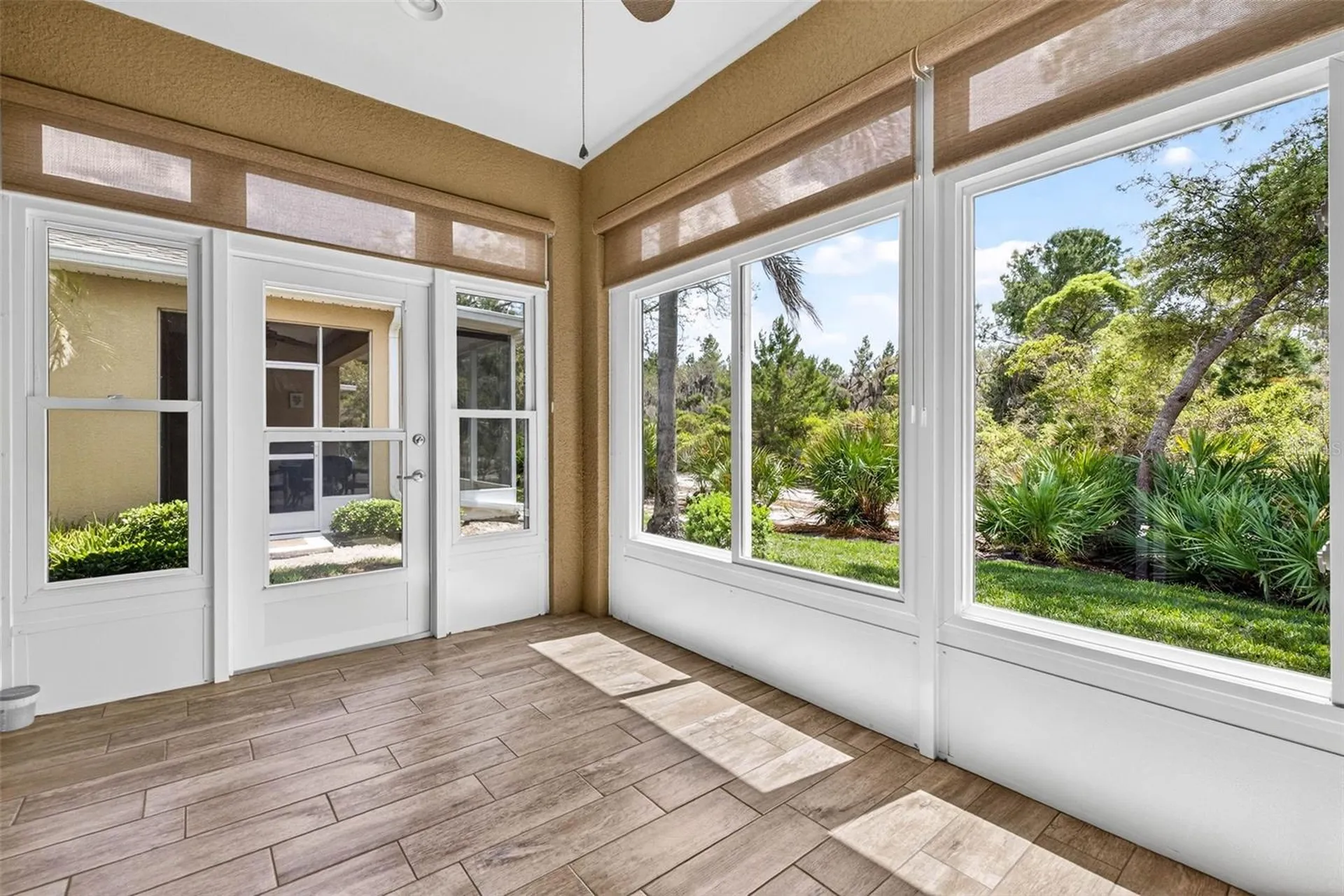 2334 Oakley Green Drive Sun City Center FL 33573