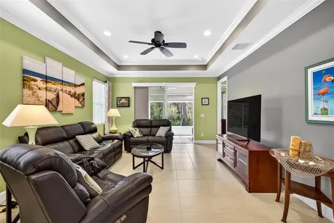 2334 Oakley Green Drive Sun City Center FL 33573